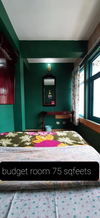 Greenview Holiday Inn مونار المظهر الخارجي الصورة