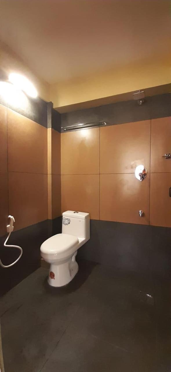 Greenview Holiday Inn مونار المظهر الخارجي الصورة