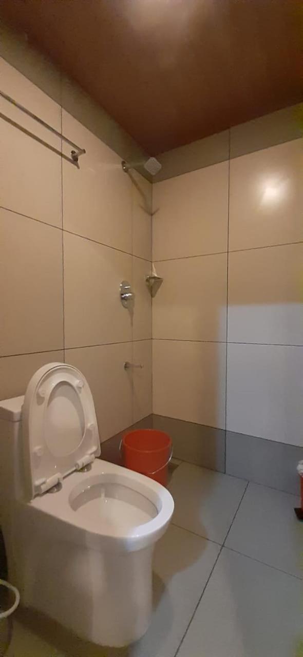Greenview Holiday Inn مونار المظهر الخارجي الصورة