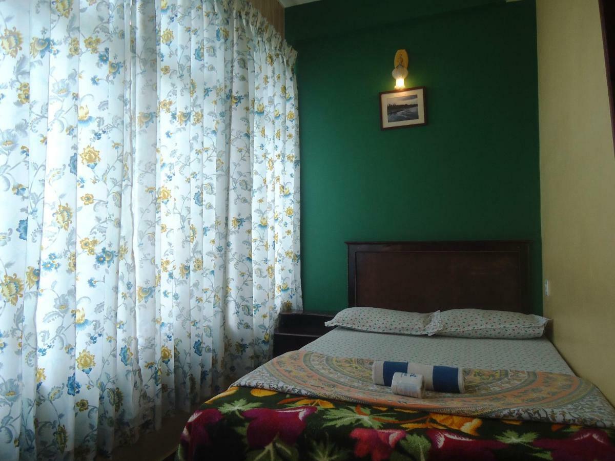 Greenview Holiday Inn مونار المظهر الخارجي الصورة